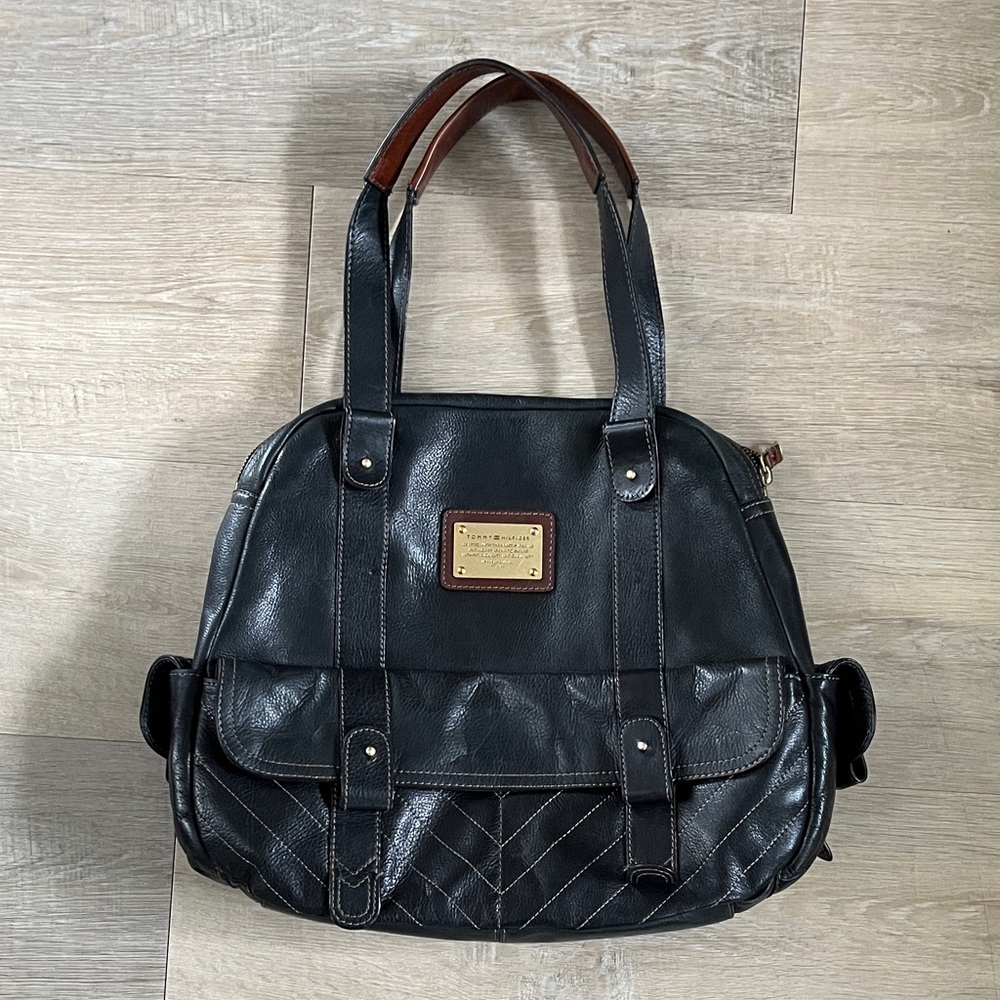 Tommy Hilfiger Black Shoulder Bag with Brown Handle Accents